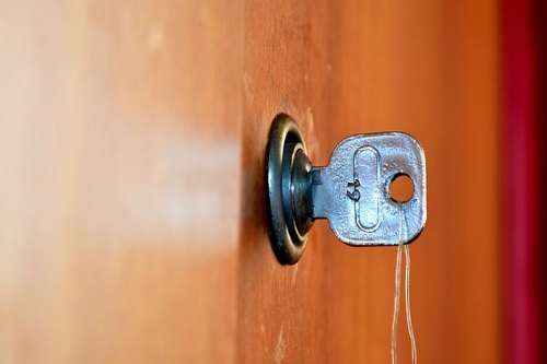 Apartment Safety Tips for Every Renter