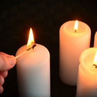 candles-1076675_960_720