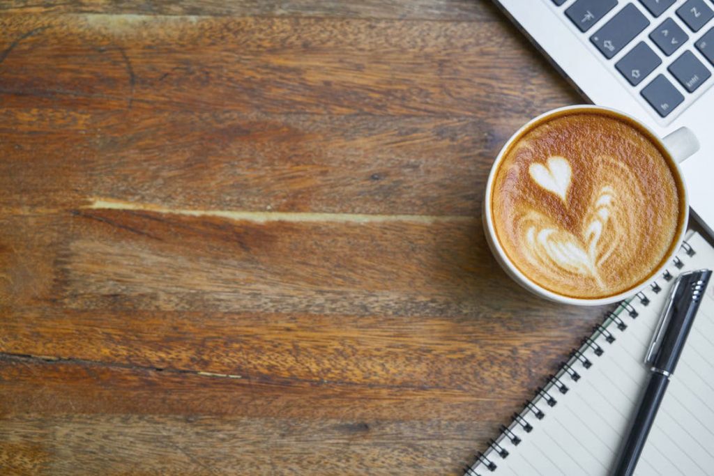 Making a Coffee Table Double as a Kitchen Table and Study Space