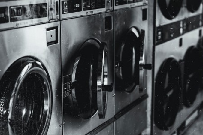 Do’s and Don’ts of Your Apartment Building’s Laundry Room