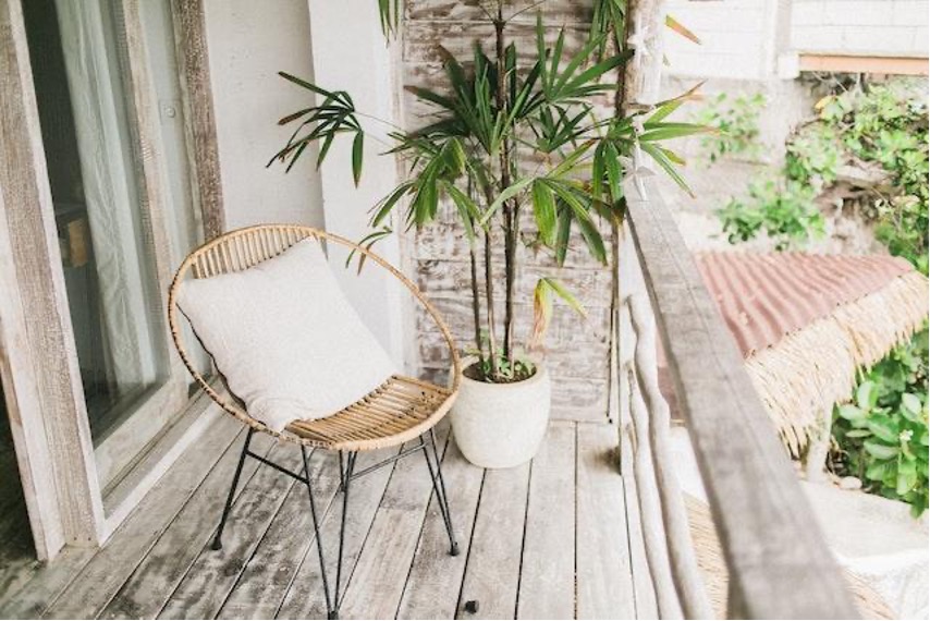 7 Ways to Bring Summer Vibes Indoors