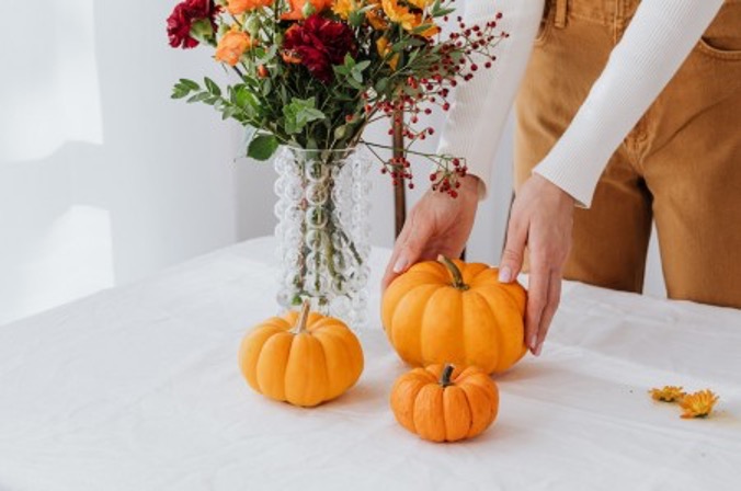 Unique Fall Decor Items for Your Apartment