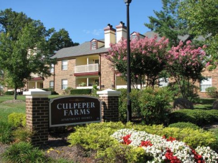 Culpeper Farms apartments in Richmond, Virginia