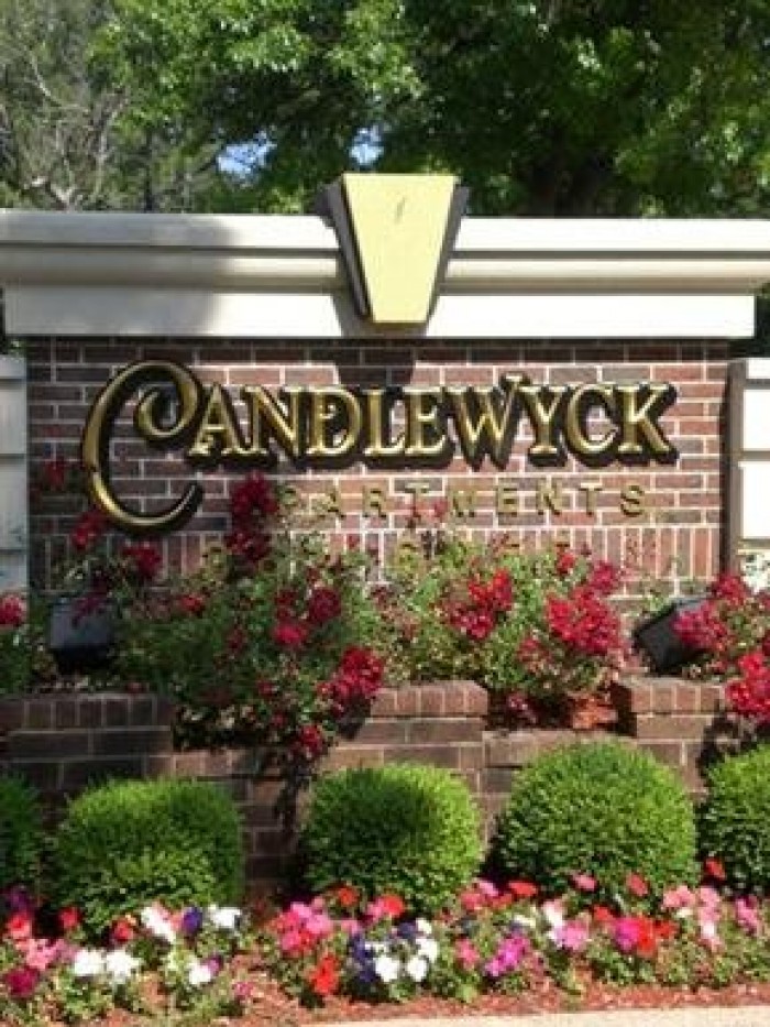 Candlewyck Apartments In Kalamazoo Michigan